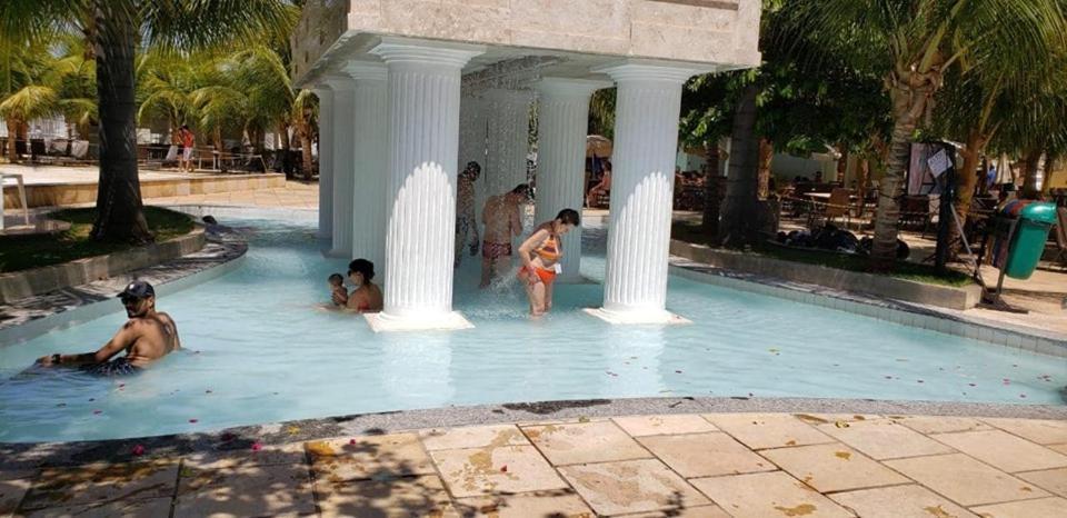 Lacqua diRoma fogão micro-ondas geladeira Park aquático 5 pessoas Caldas Novas Exterior foto